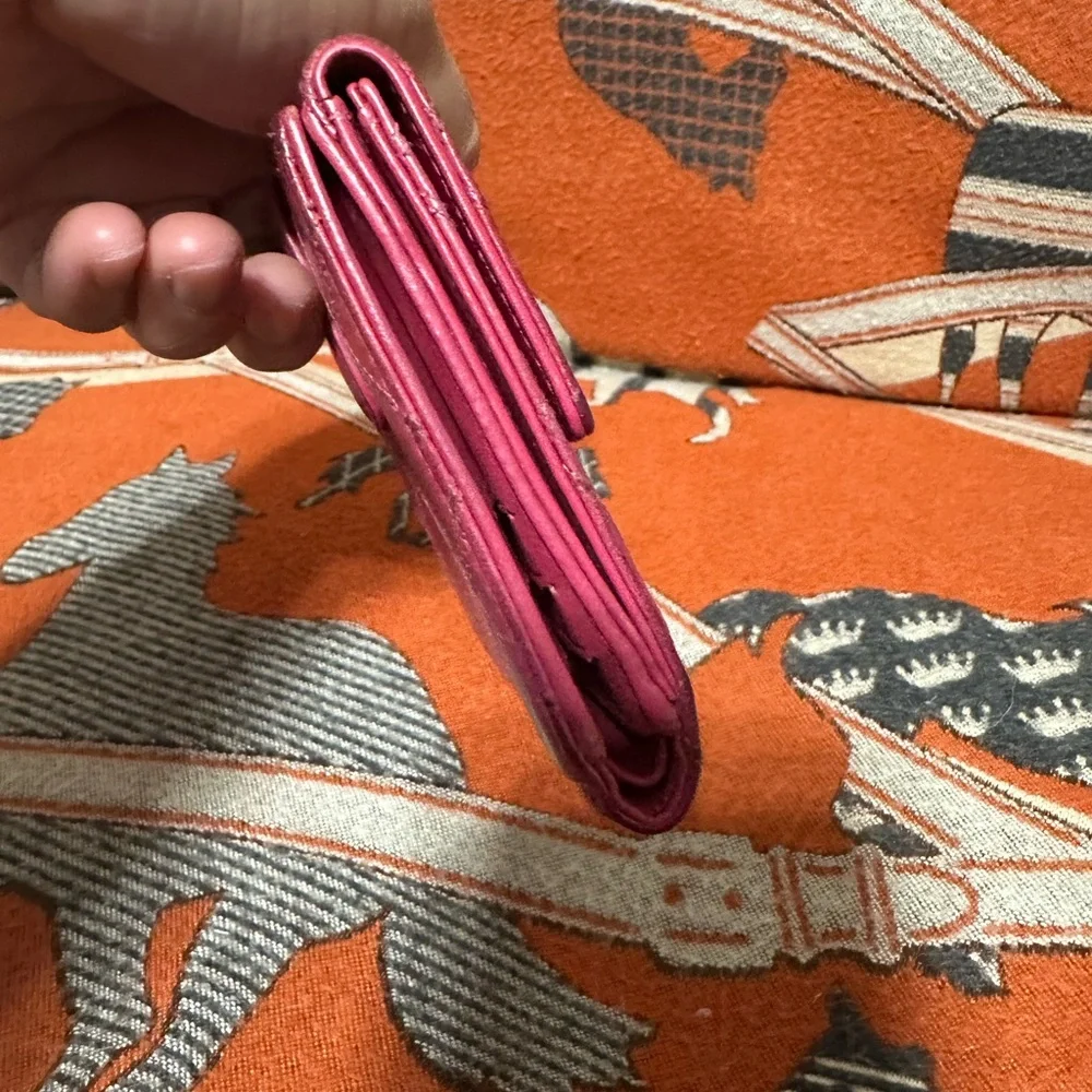 CHANEL❤️🌟13388067 PINK QUILTED SMALL WALLET ⭐️